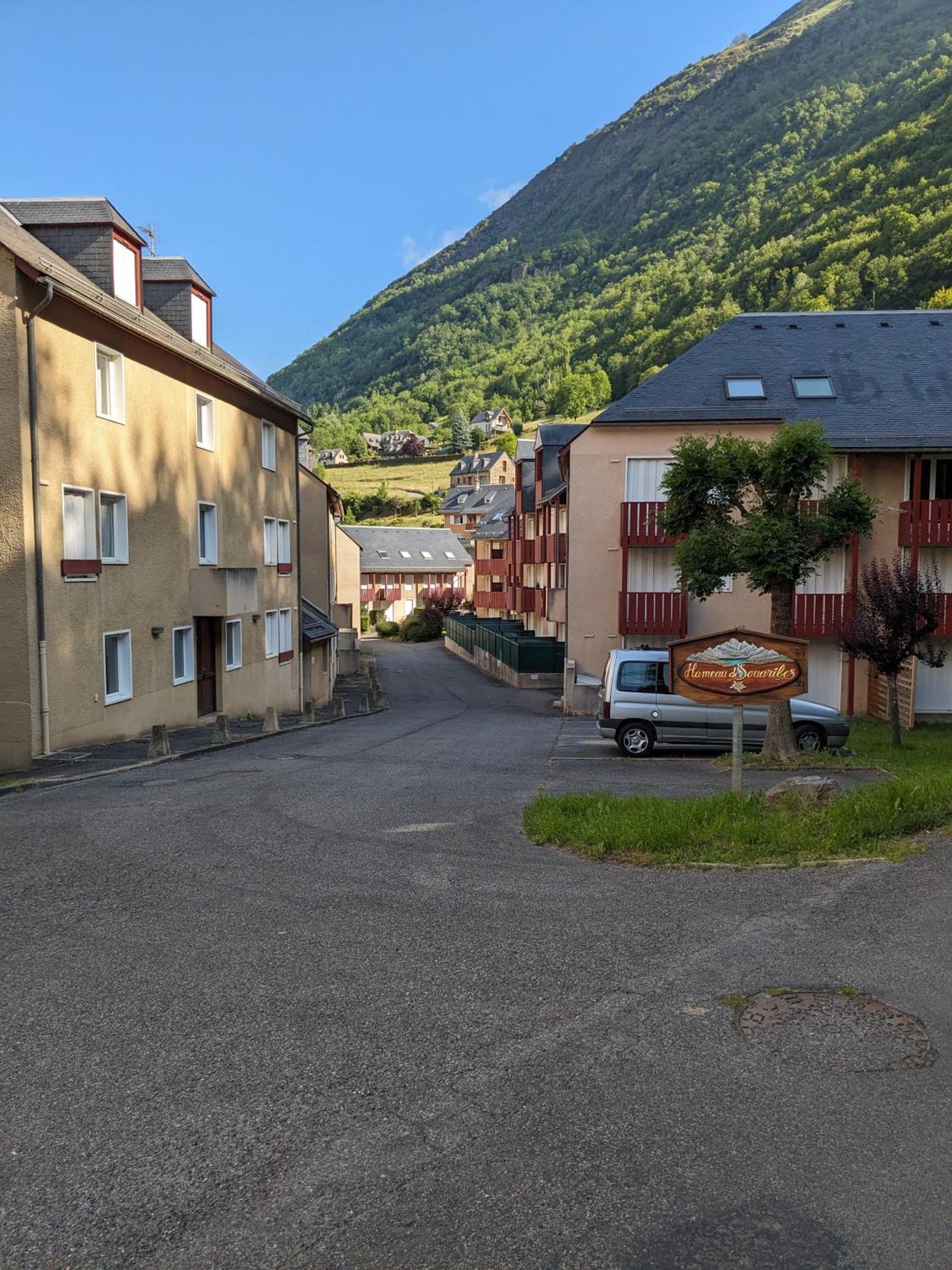 Charmant T2 Wifi Parking Gratuit 4 Personnes Esquieze-Sere Exterior photo